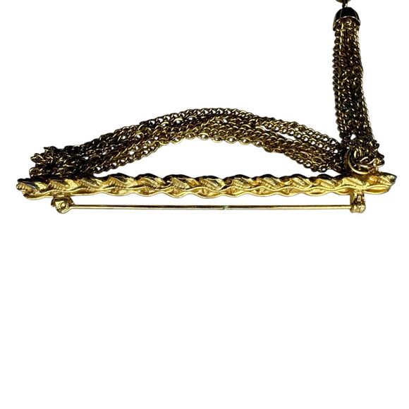 Vintage Gold-Tone Multi-Strand Tassel Chain Brooch Pin With Textured Detailing - Picture 4 of 4